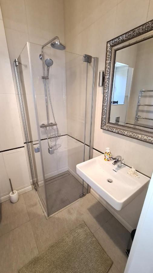 Bajkowy Dom - Apartament Sienkiewicza 5M3 Swinoujscie Exterior foto